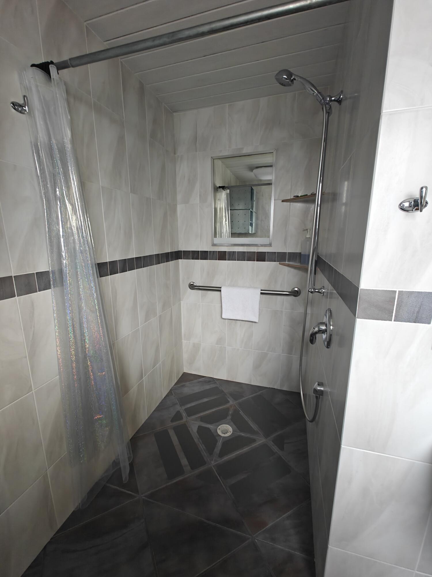 BREEZE HAVEN NO 2 - Residential