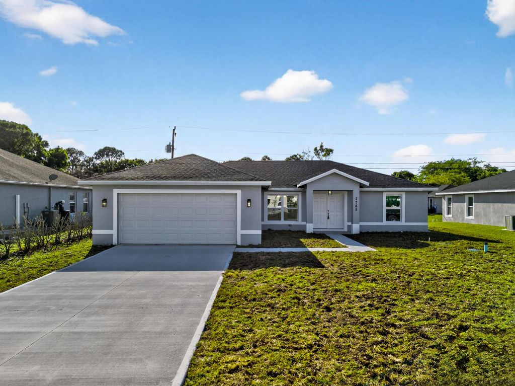 Photo of 7785 105th Avenue, Vero Beach, FL 32967 (MLS # B26004404)