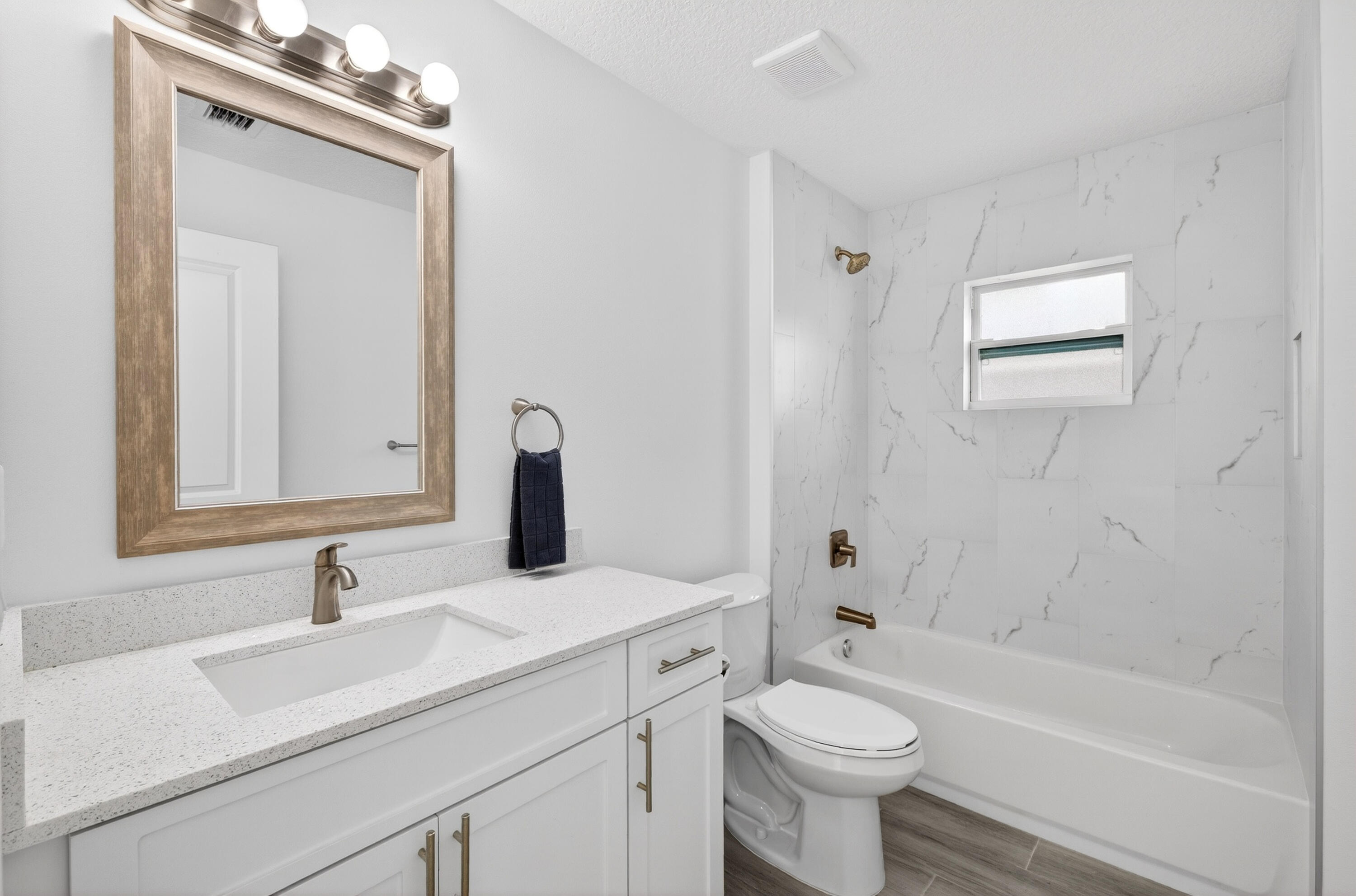 VERO LAKE ESTATES UNIT R - Residential