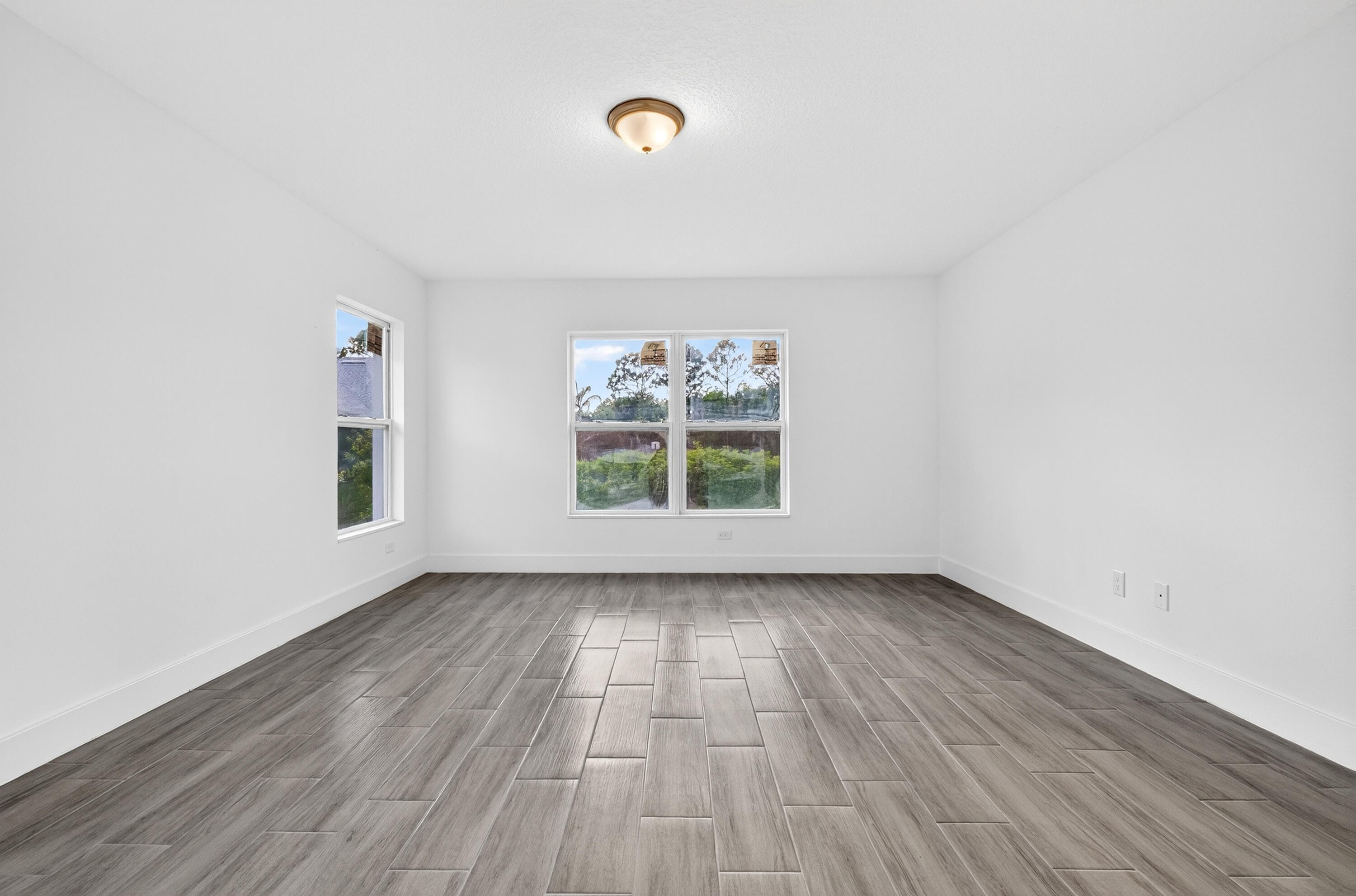 VERO LAKE ESTATES UNIT R - Residential