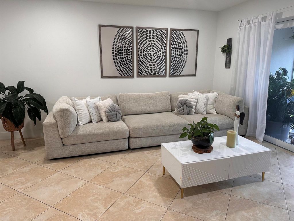 Photo of 2600 Fiore Way #2110, Delray Beach, FL 33445 (MLS # R11151319)