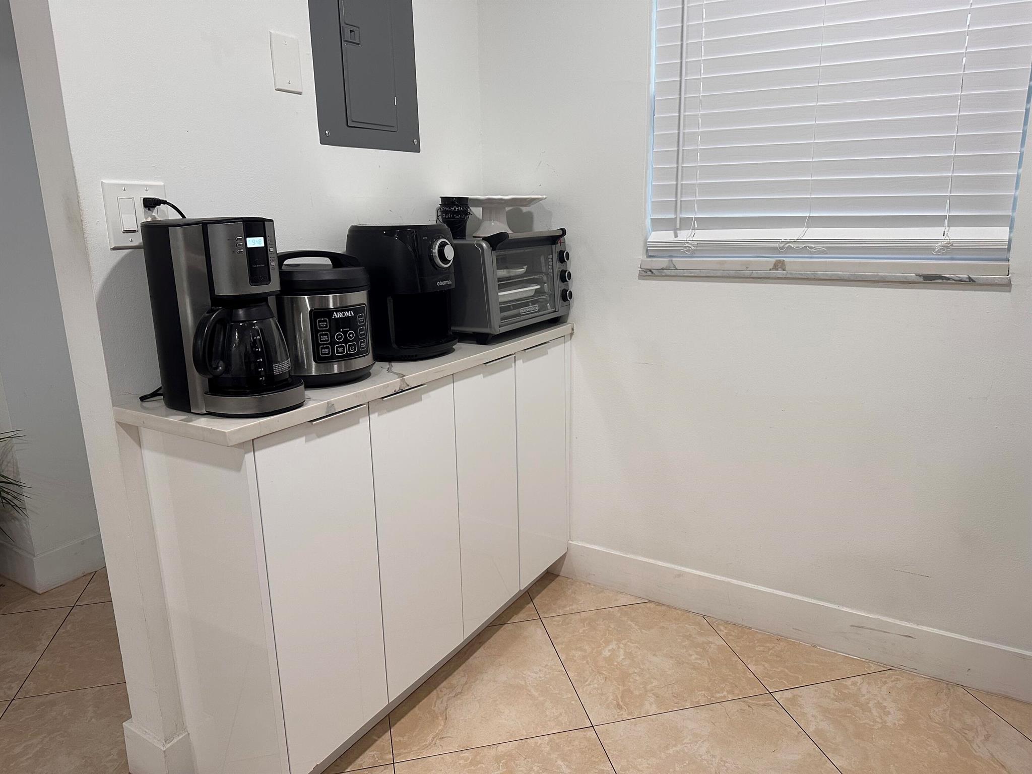 LAGO DEL REY CONDO - Residential