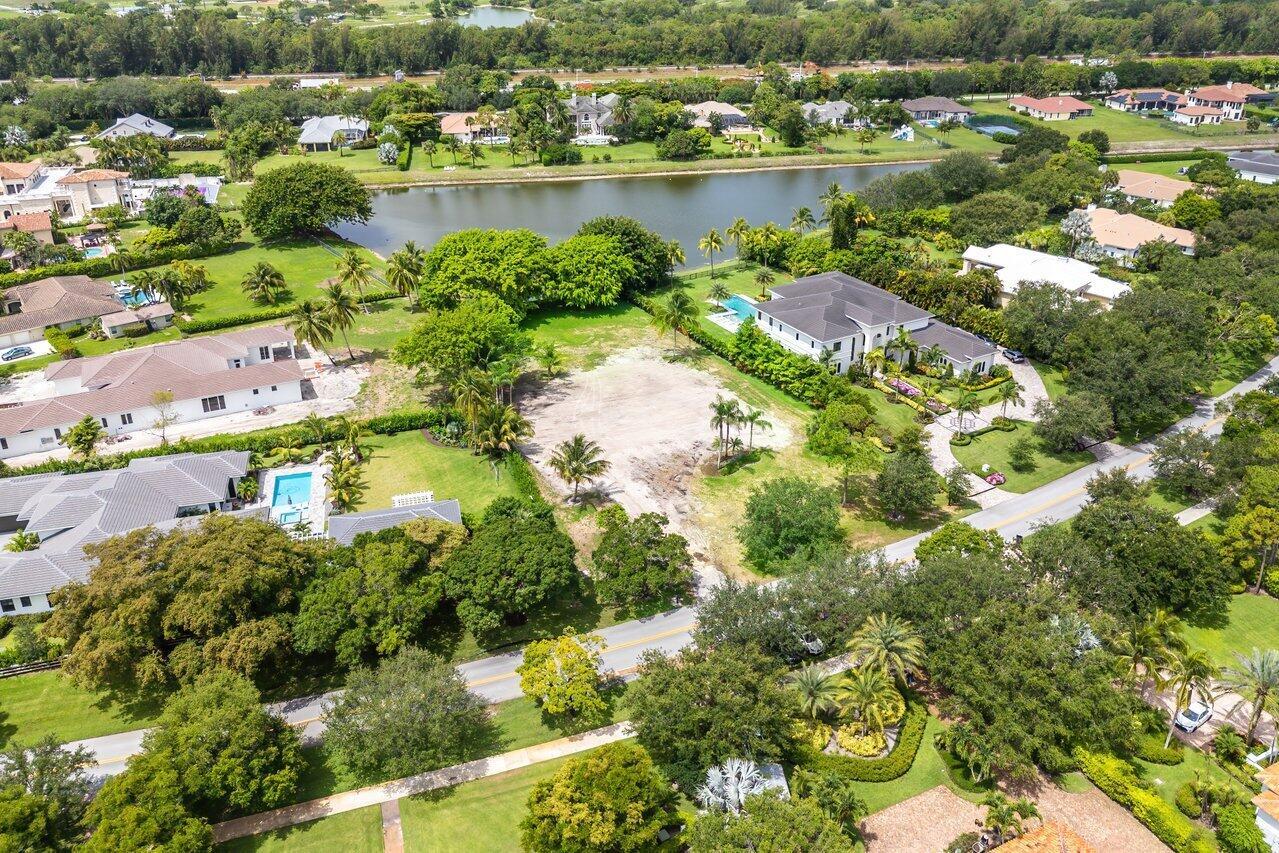 7807 Steeplechase Drive