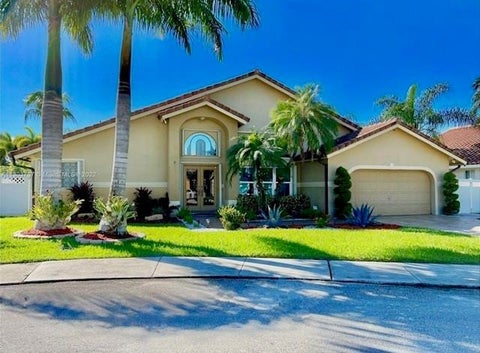 Photo of 6972 NW 19th Street, Margate, FL 33063 (MLS # B26008717)