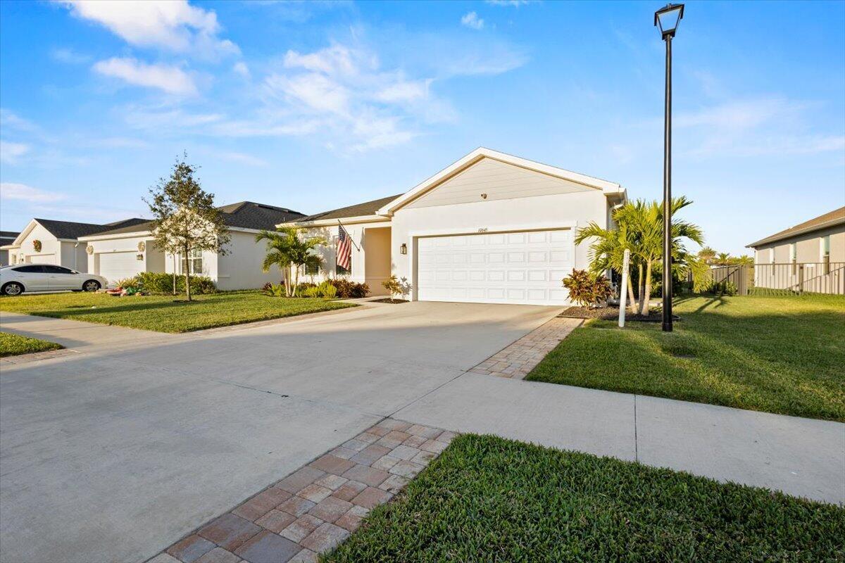 Crosstown Commons - Residential