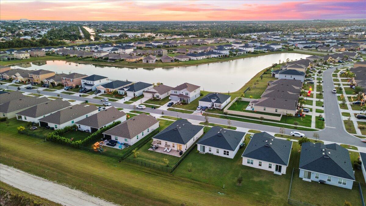 Crosstown Commons - Residential