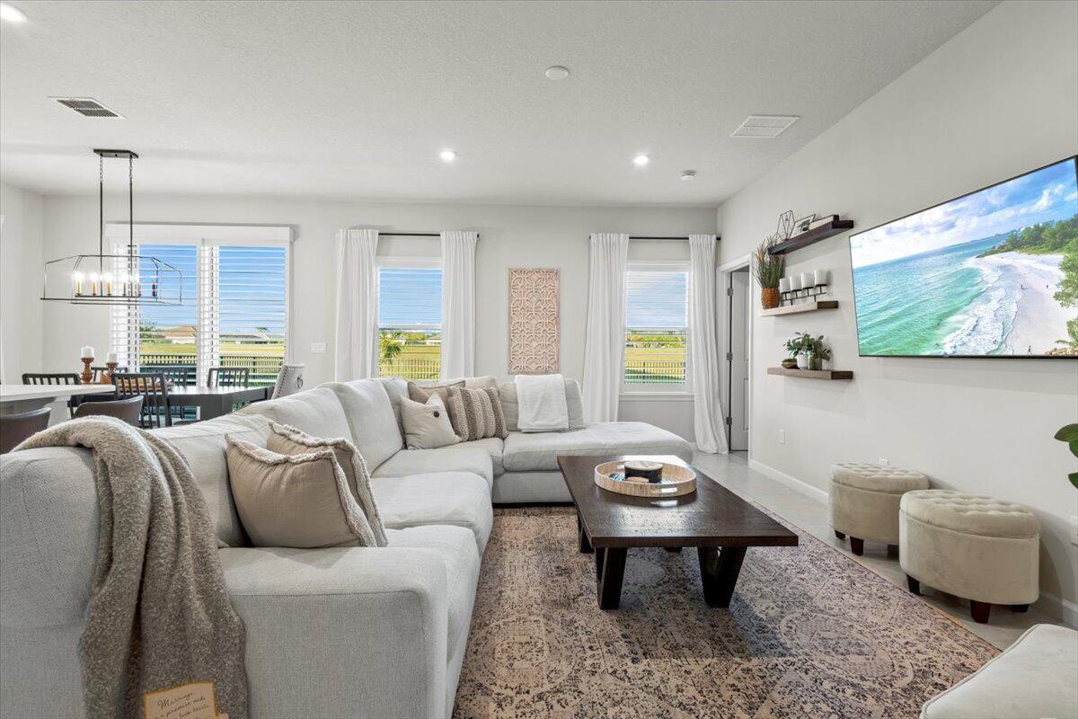 Crosstown Commons - Residential