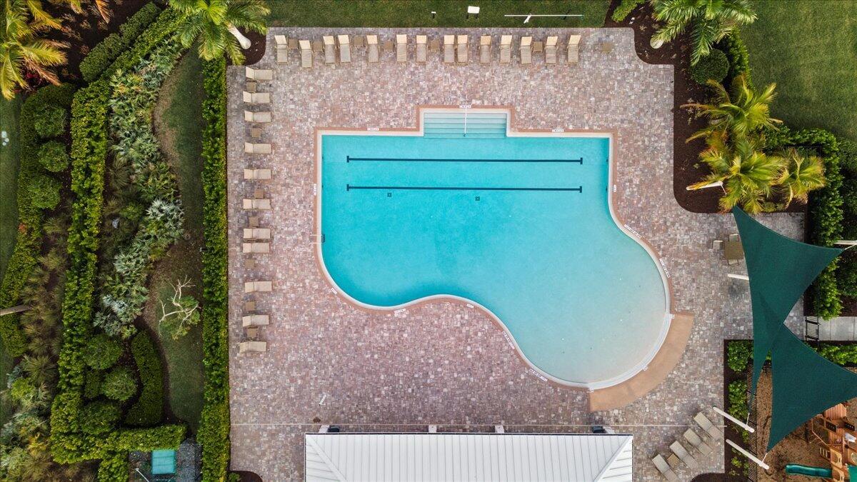 Crosstown Commons - Residential