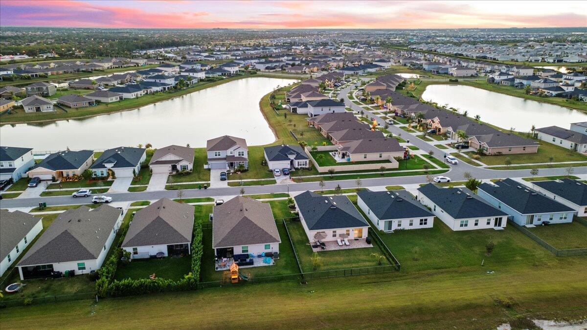 Crosstown Commons - Residential