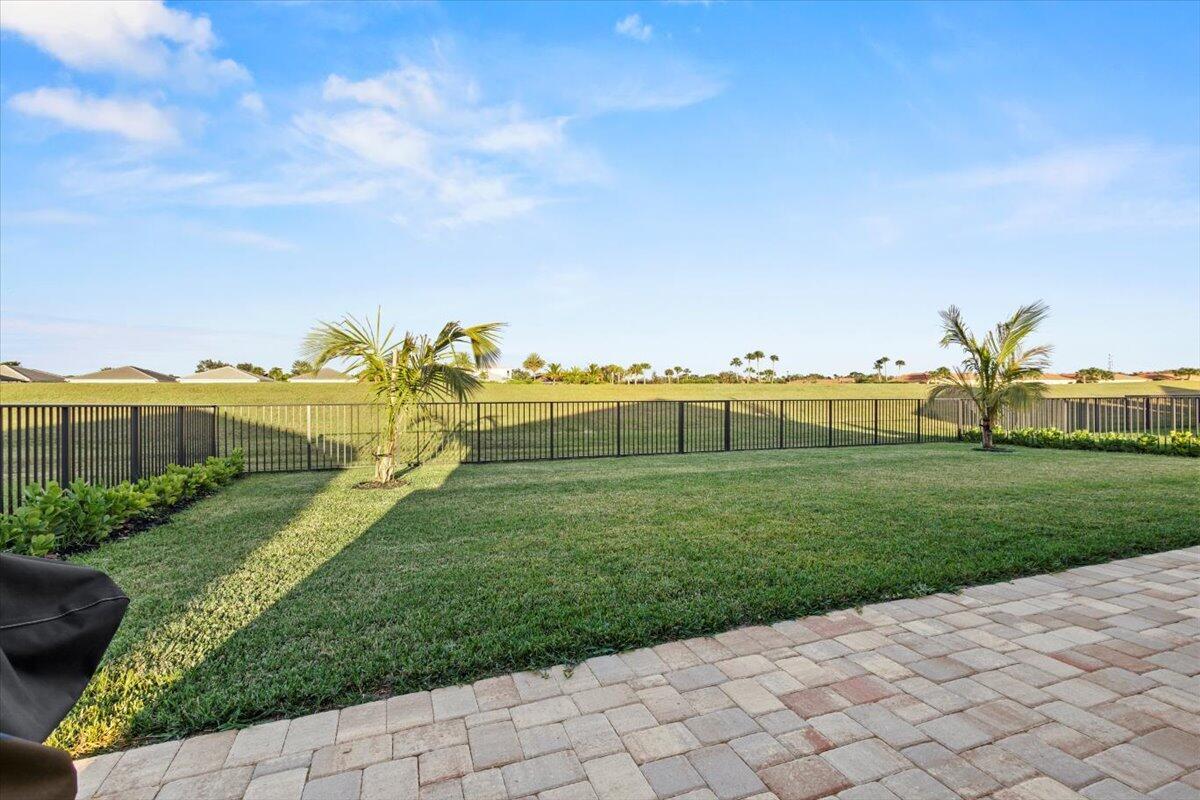 Crosstown Commons - Residential