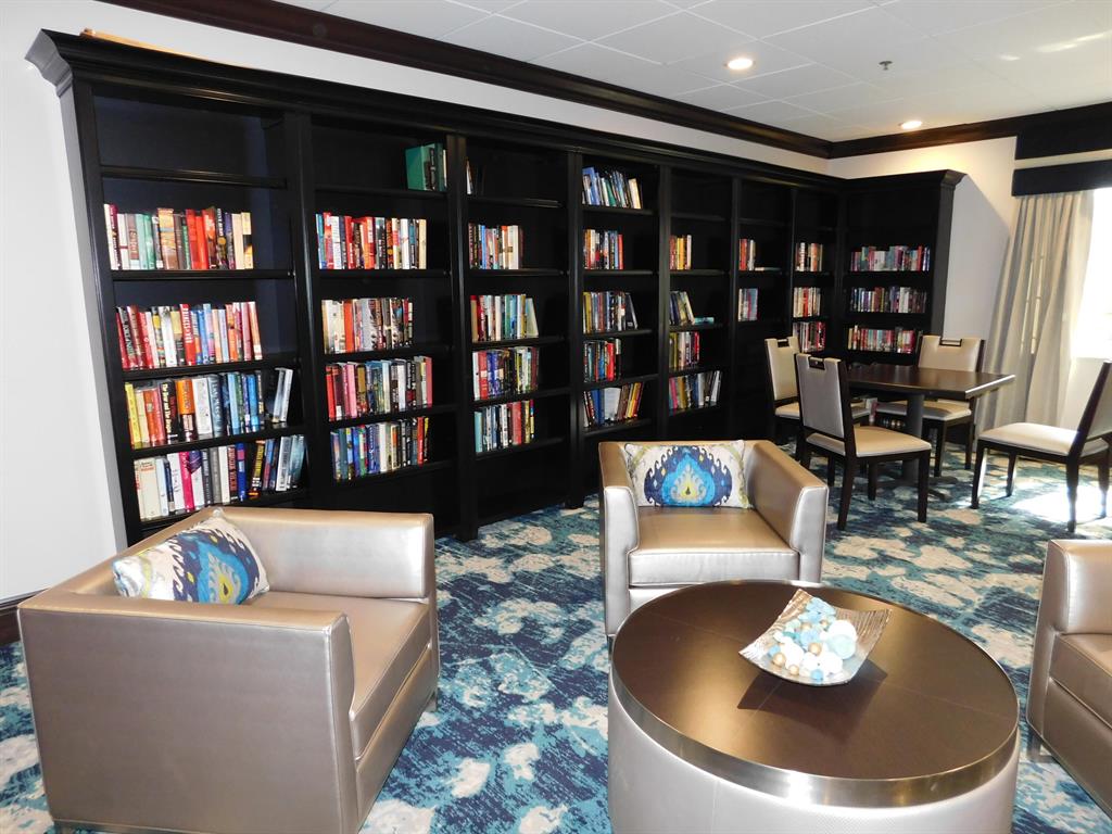 PLATINA / LUCENTE VILLAGE - Residential