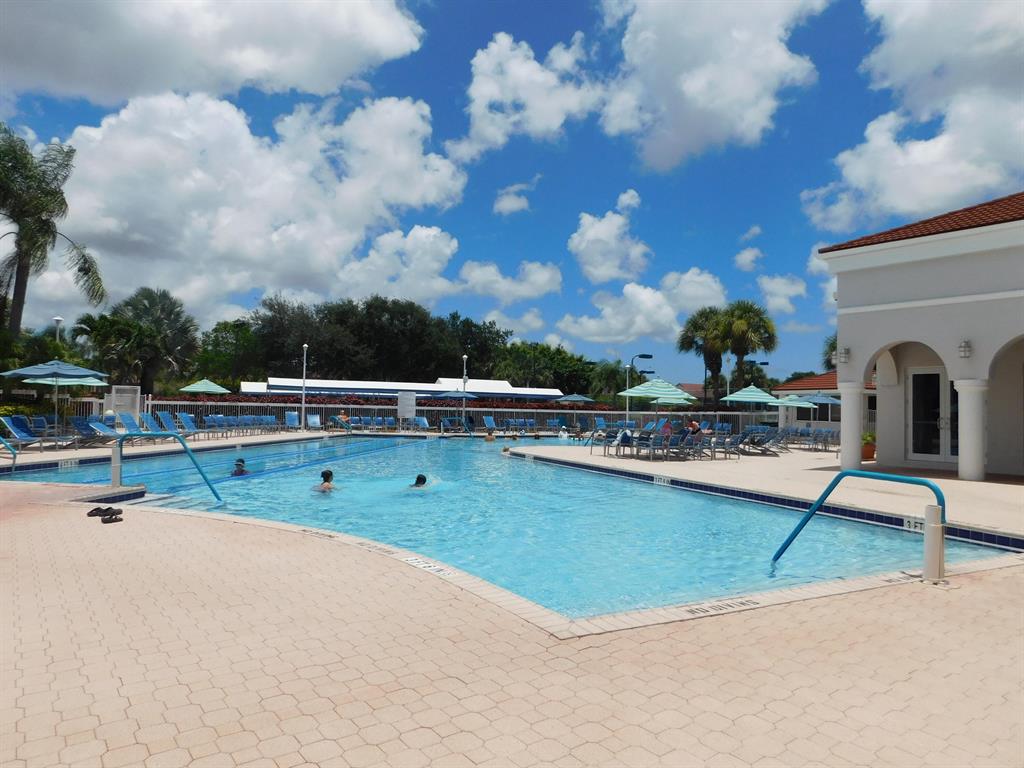 PLATINA / LUCENTE VILLAGE - Residential