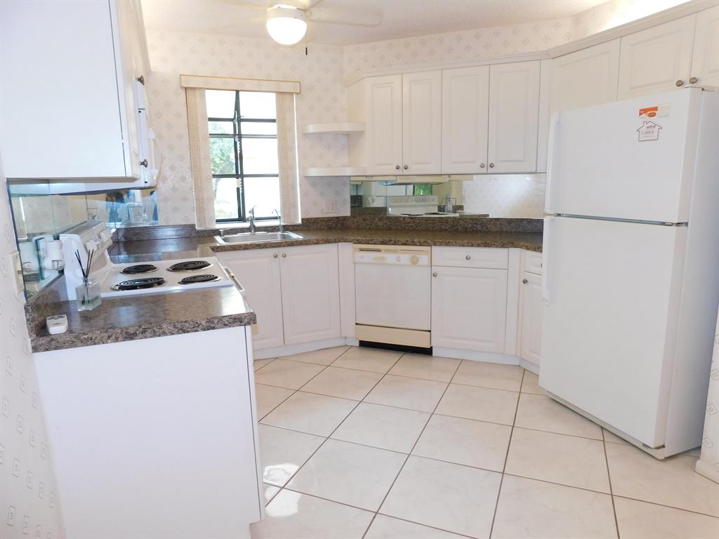 PLATINA / LUCENTE VILLAGE - Residential