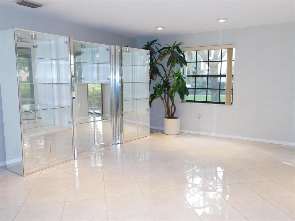 PLATINA / LUCENTE VILLAGE - Residential