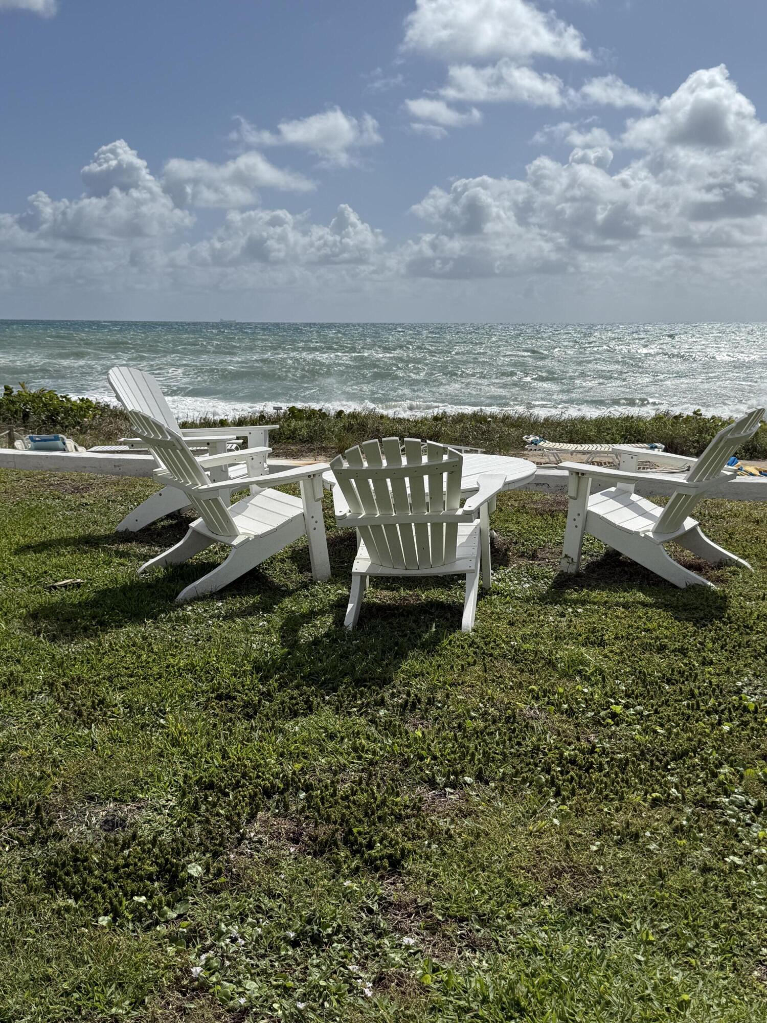 HILLSBORO MILE OCEAN APTS SEC 2 - Residential