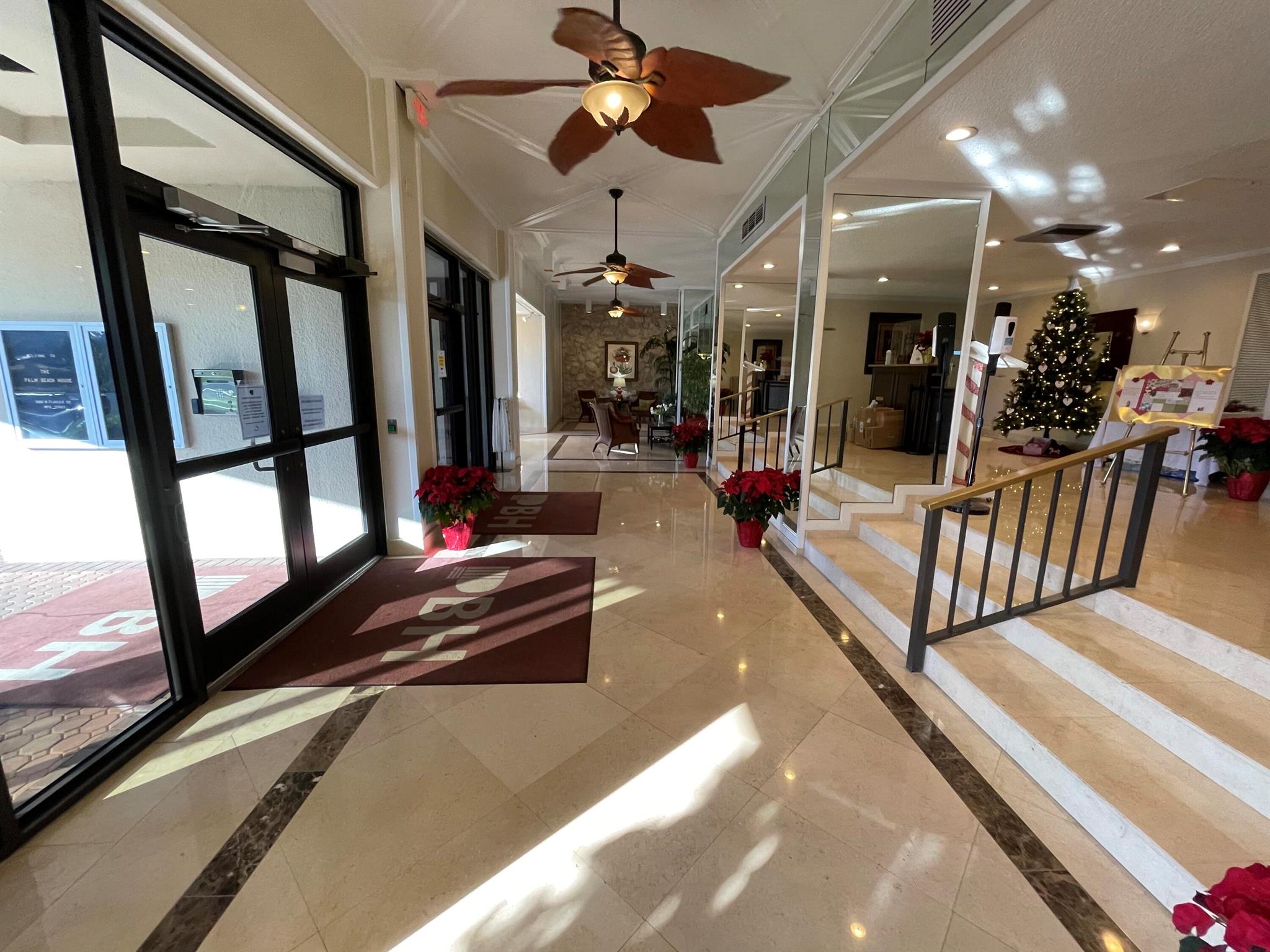 PALM BEACH HOUSE CONDO - Residential Lease