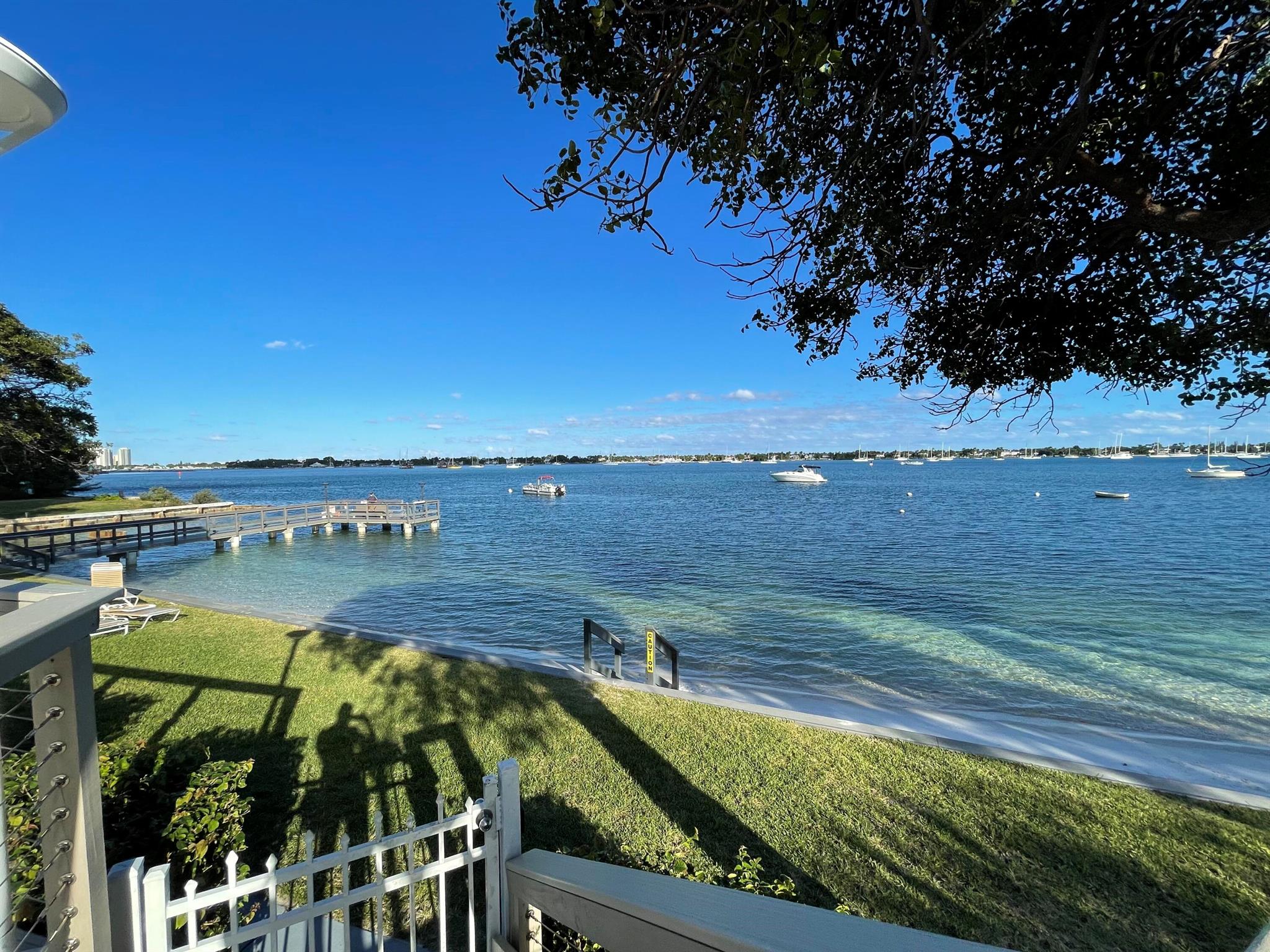 PALM BEACH HOUSE CONDO - Residential Lease