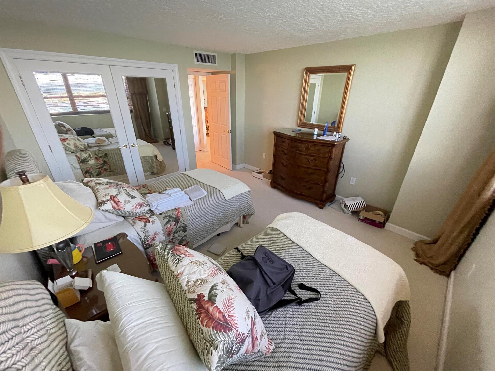 PALM BEACH HOUSE CONDO - Residential Lease