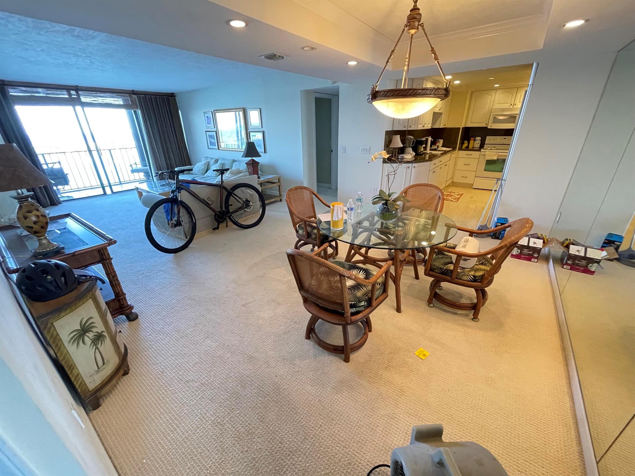 PALM BEACH HOUSE CONDO - Residential Lease