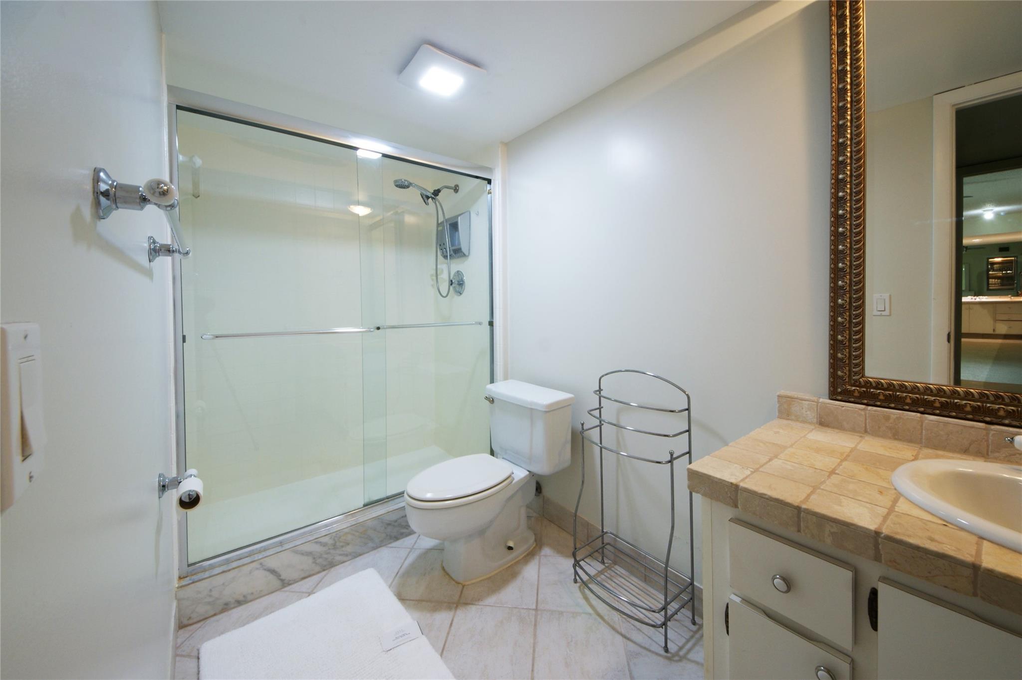 Embassy Park Condo - Residential Lease