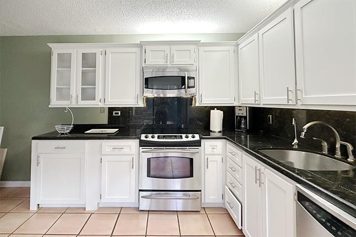 Embassy Park Condo - Residential Lease