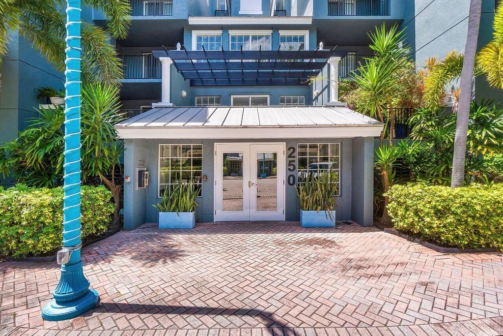 Photo of 250 NE 3rd Avenue #1508, Delray Beach, FL 33444 (MLS # R10985856)