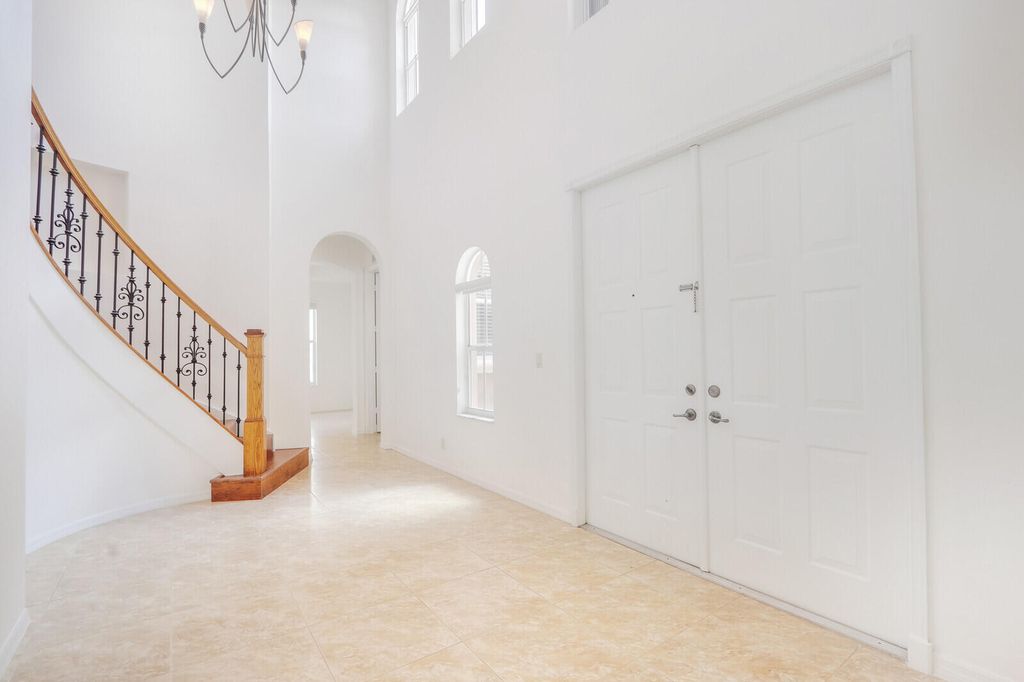 Photo of 133 Sedona Way, Palm Beach Gardens, FL 33418 (MLS # R11036003)