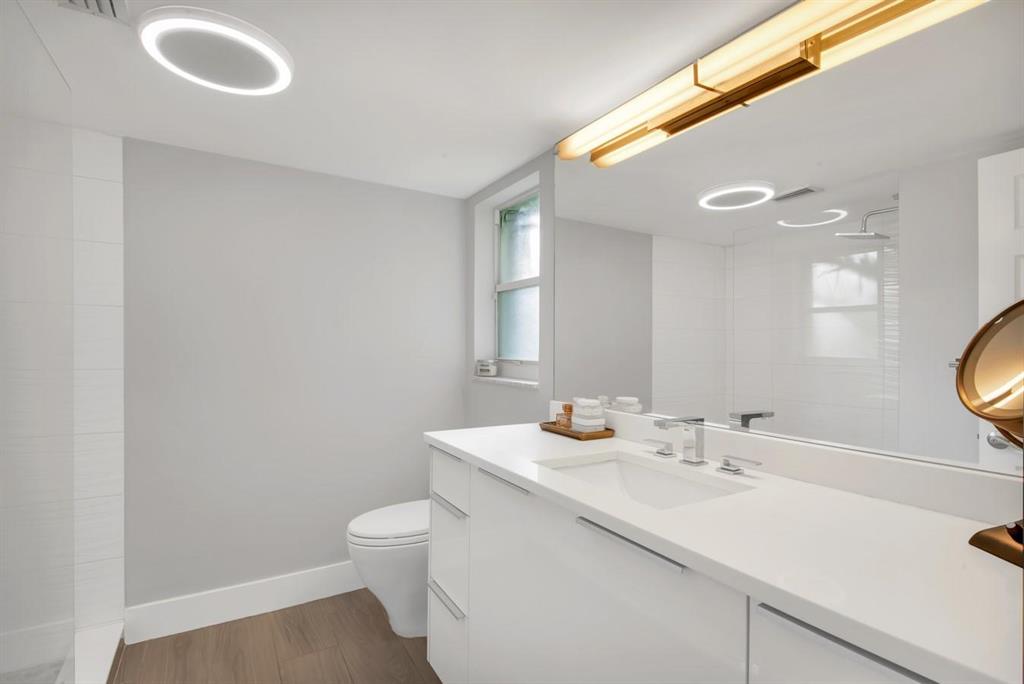 BEL LIDO MANOR - Residential