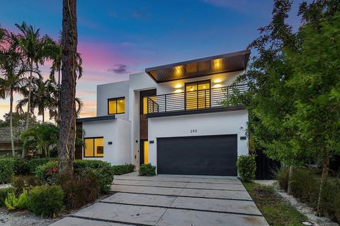 A home in Wilton Manors