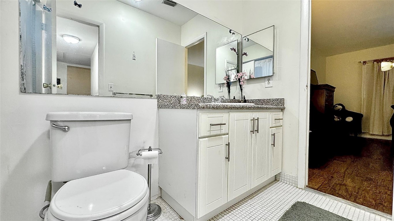 HAWAIIAN GARDENS IV - Residential