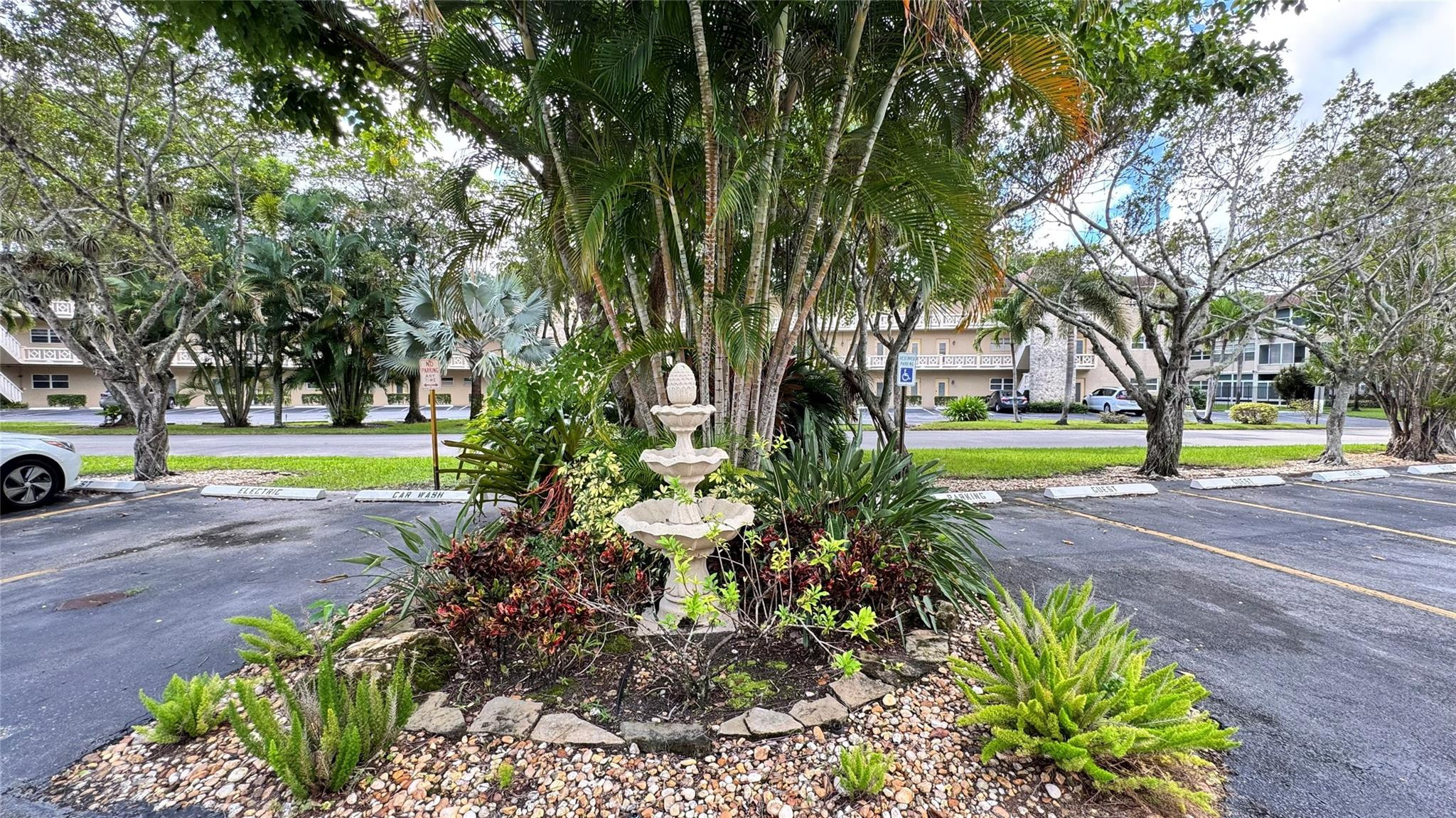 DOGWOOD GARDENS CONDO - Residential