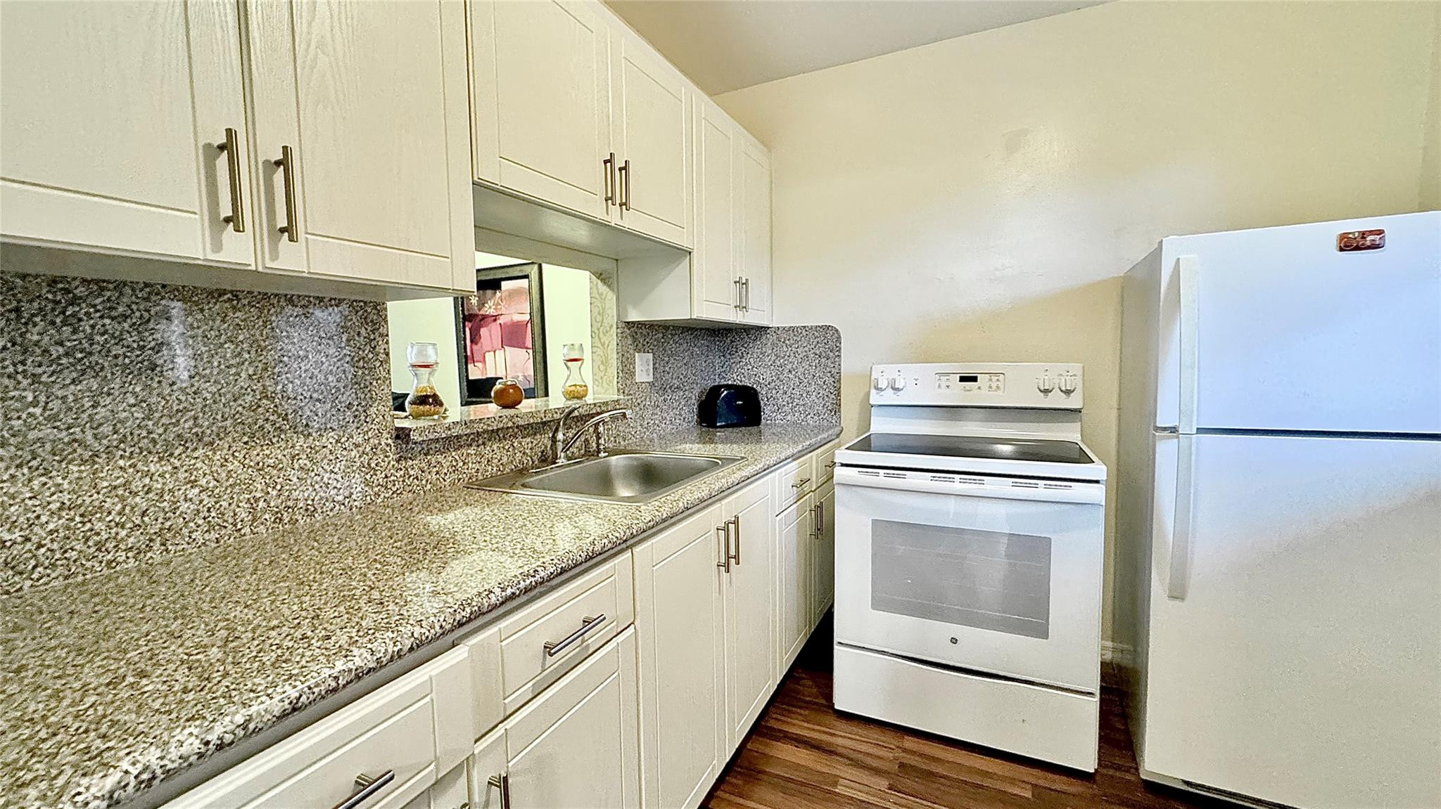 DOGWOOD GARDENS CONDO - Residential