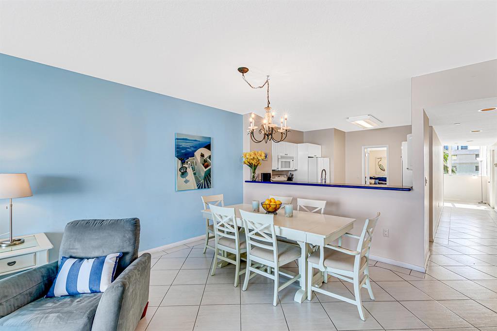 GOLDEN BAY CLUB CONDO - Residential