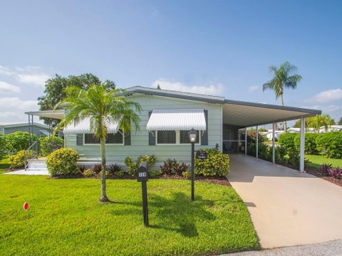 Property photo of 174 Ne Emerald Drive, Jensen Beach, FL 34957