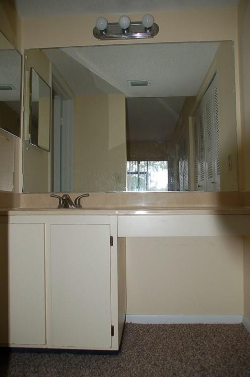 Quatraine at Jacaranda - Residential