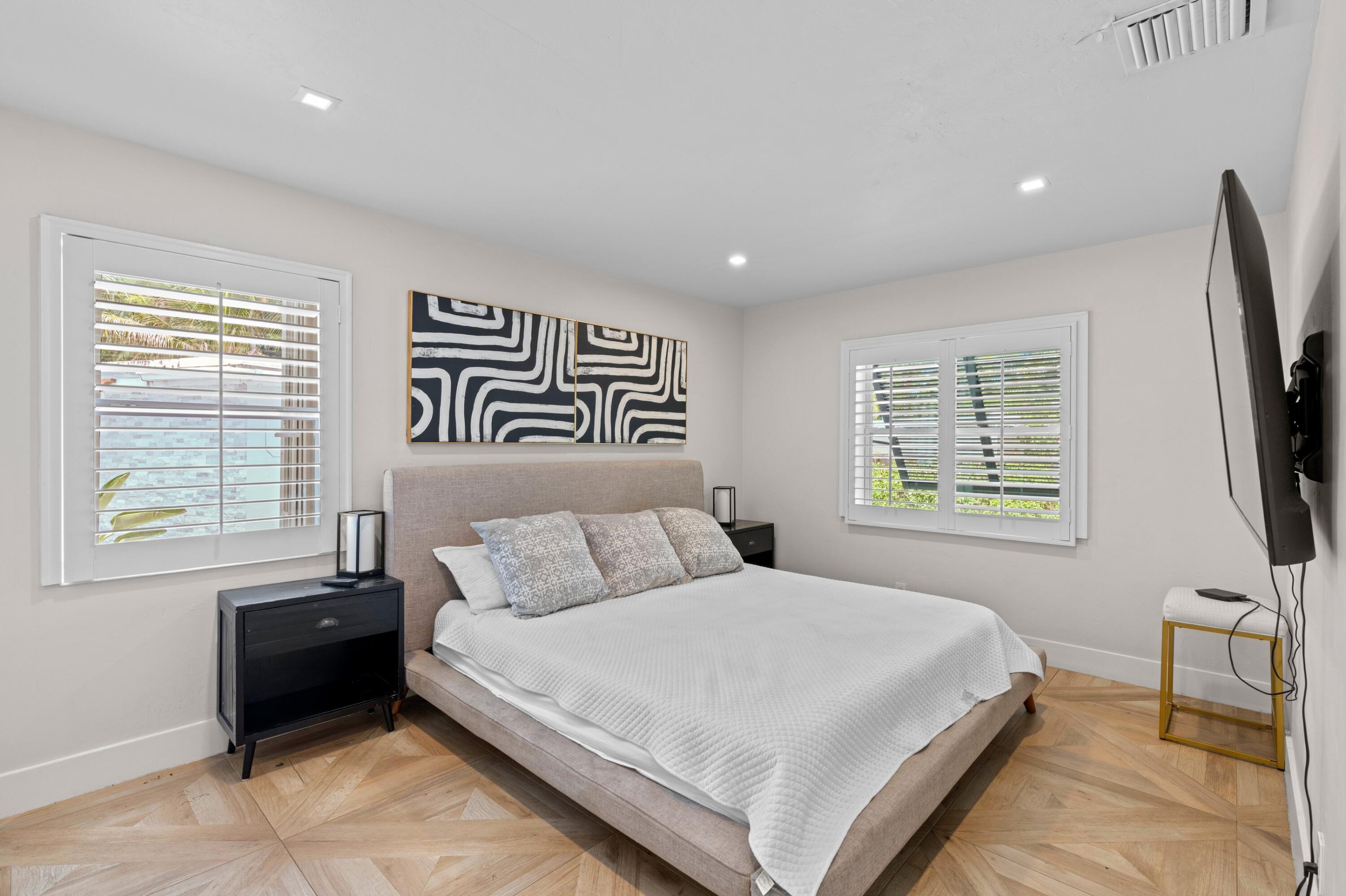 COLLEGE PARK - Residential