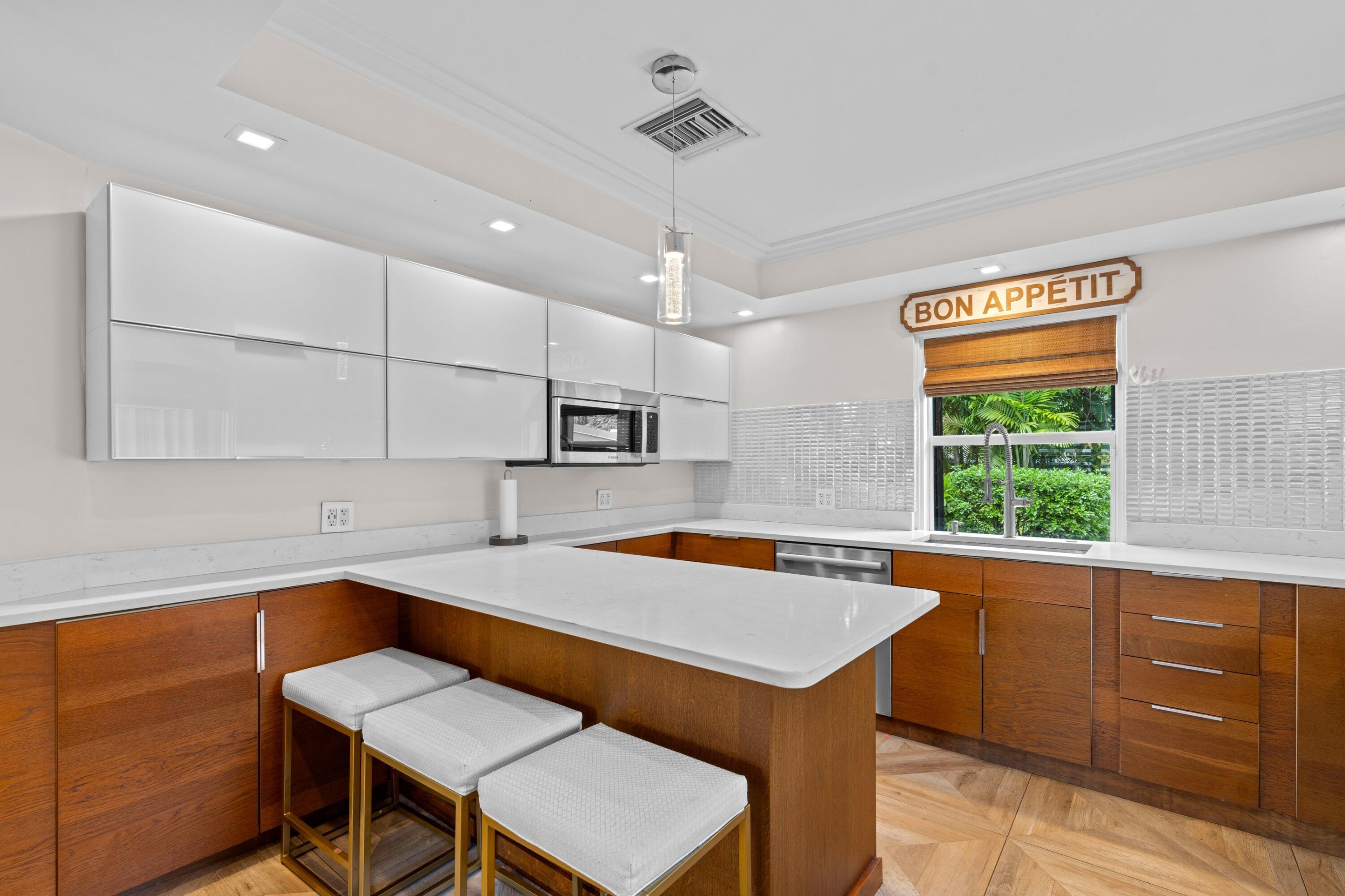 COLLEGE PARK - Residential