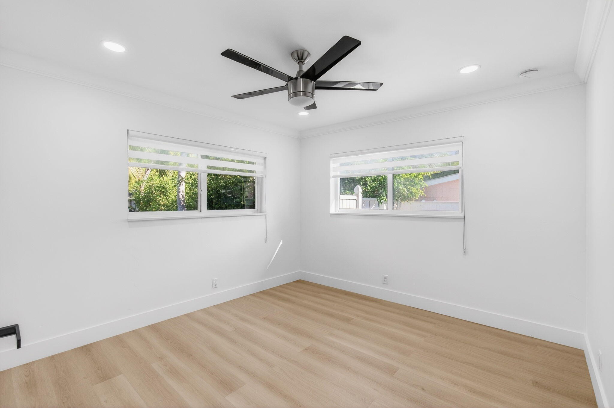 BOCA RATONE HGHTS - Residential