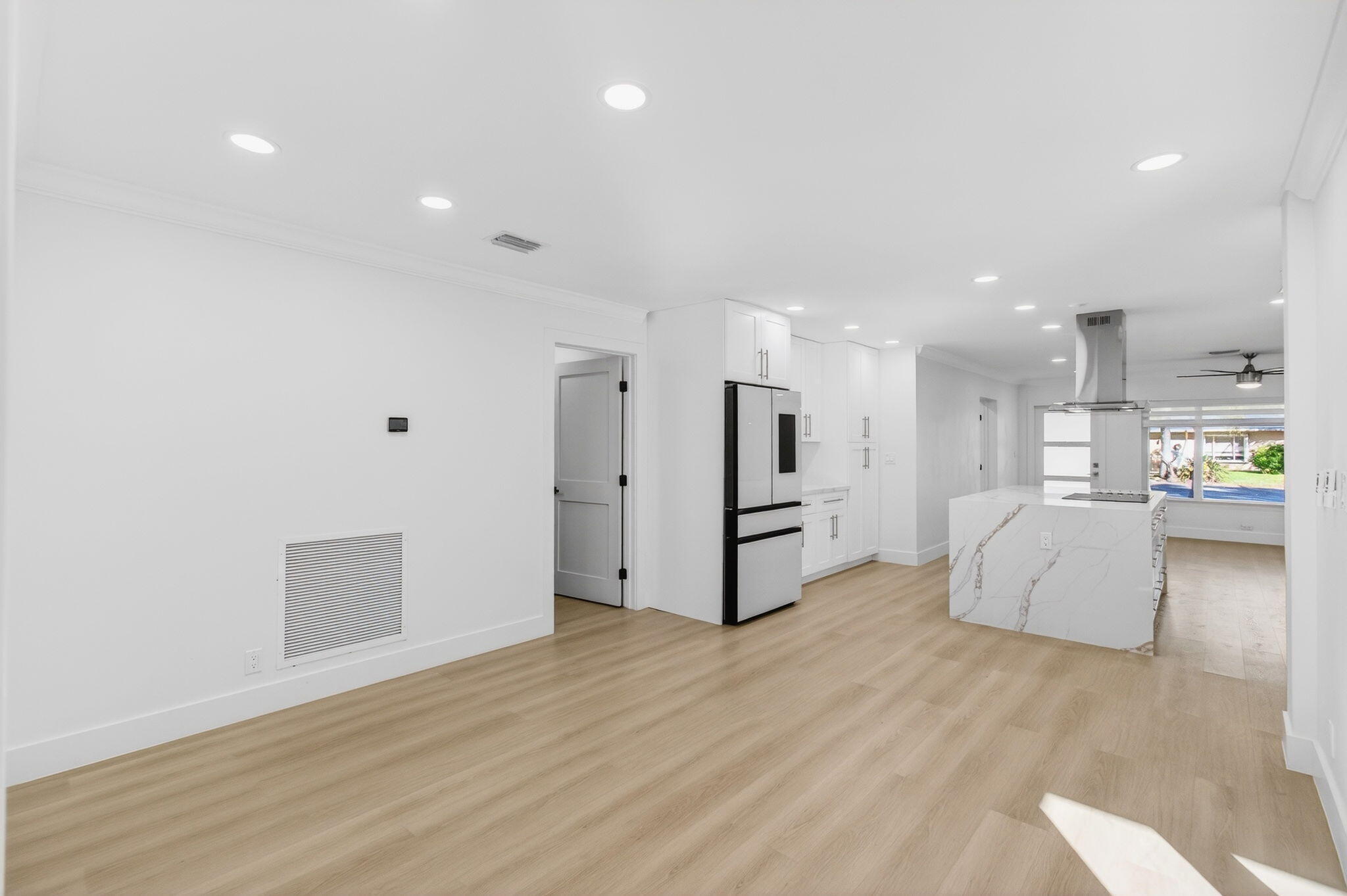 BOCA RATONE HGHTS - Residential