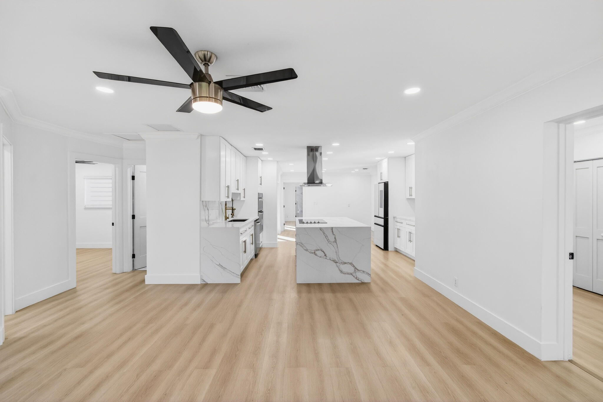 BOCA RATONE HGHTS - Residential