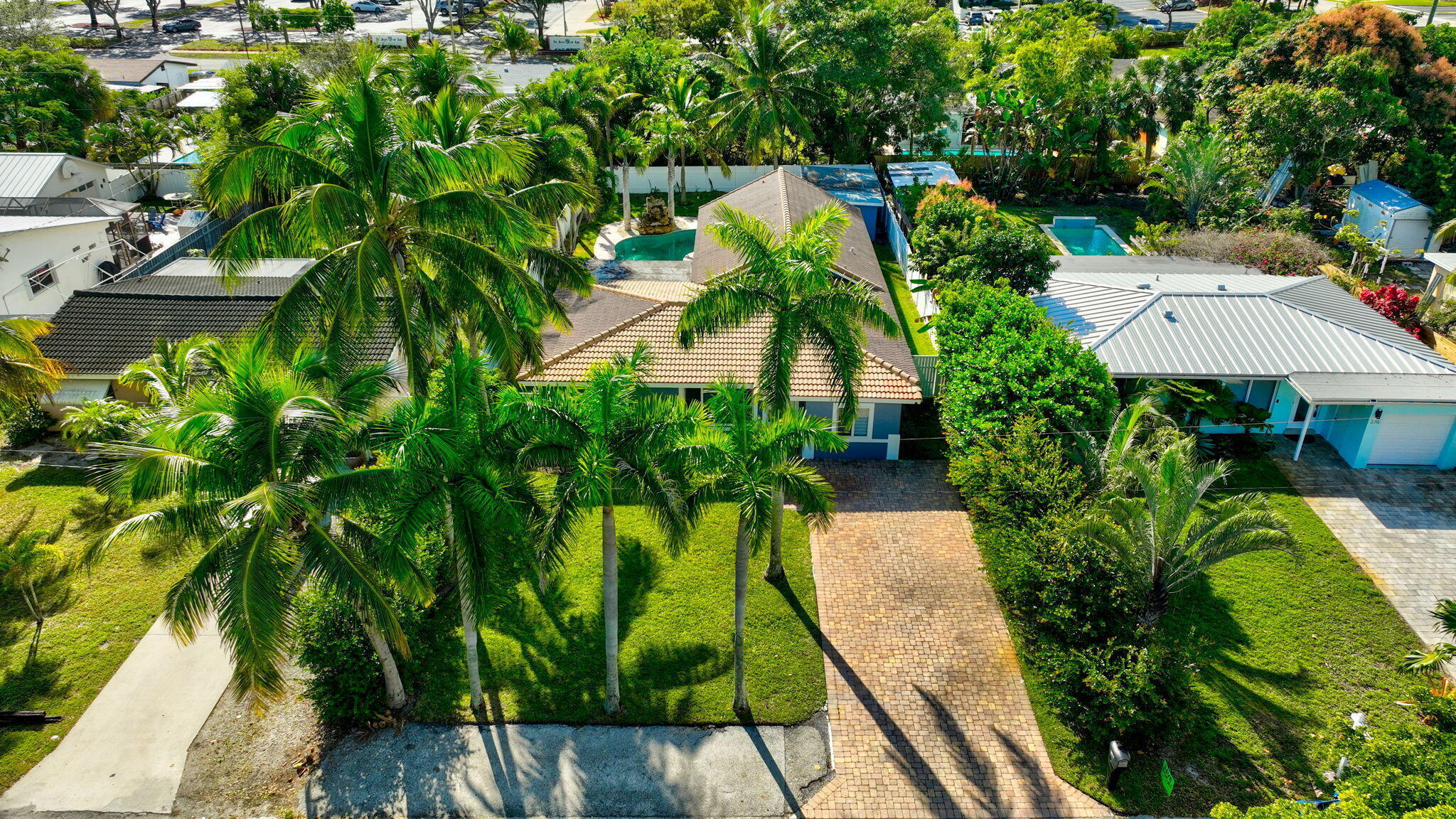 BOCA RATONE HGHTS - Residential