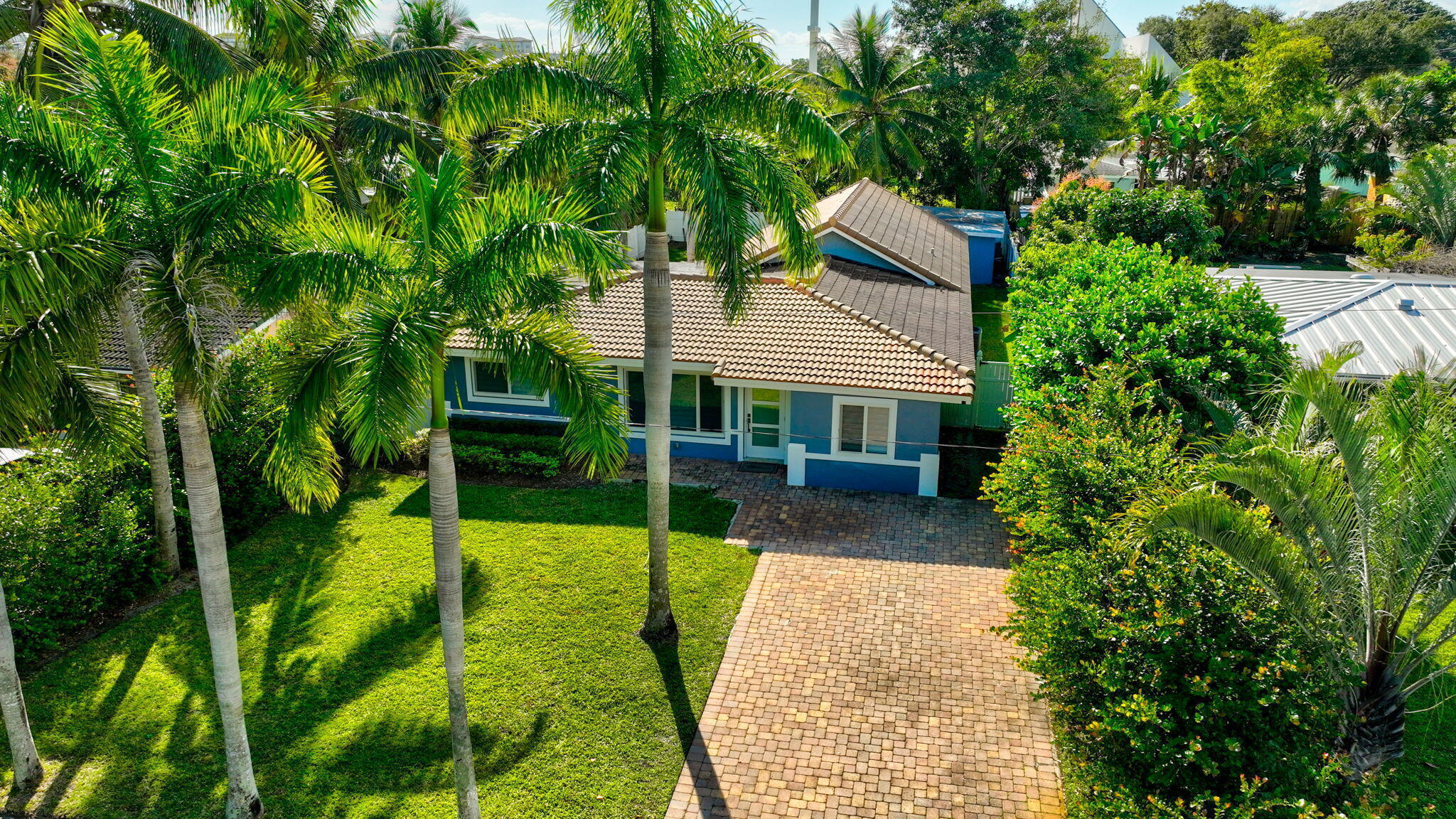 BOCA RATONE HGHTS - Residential