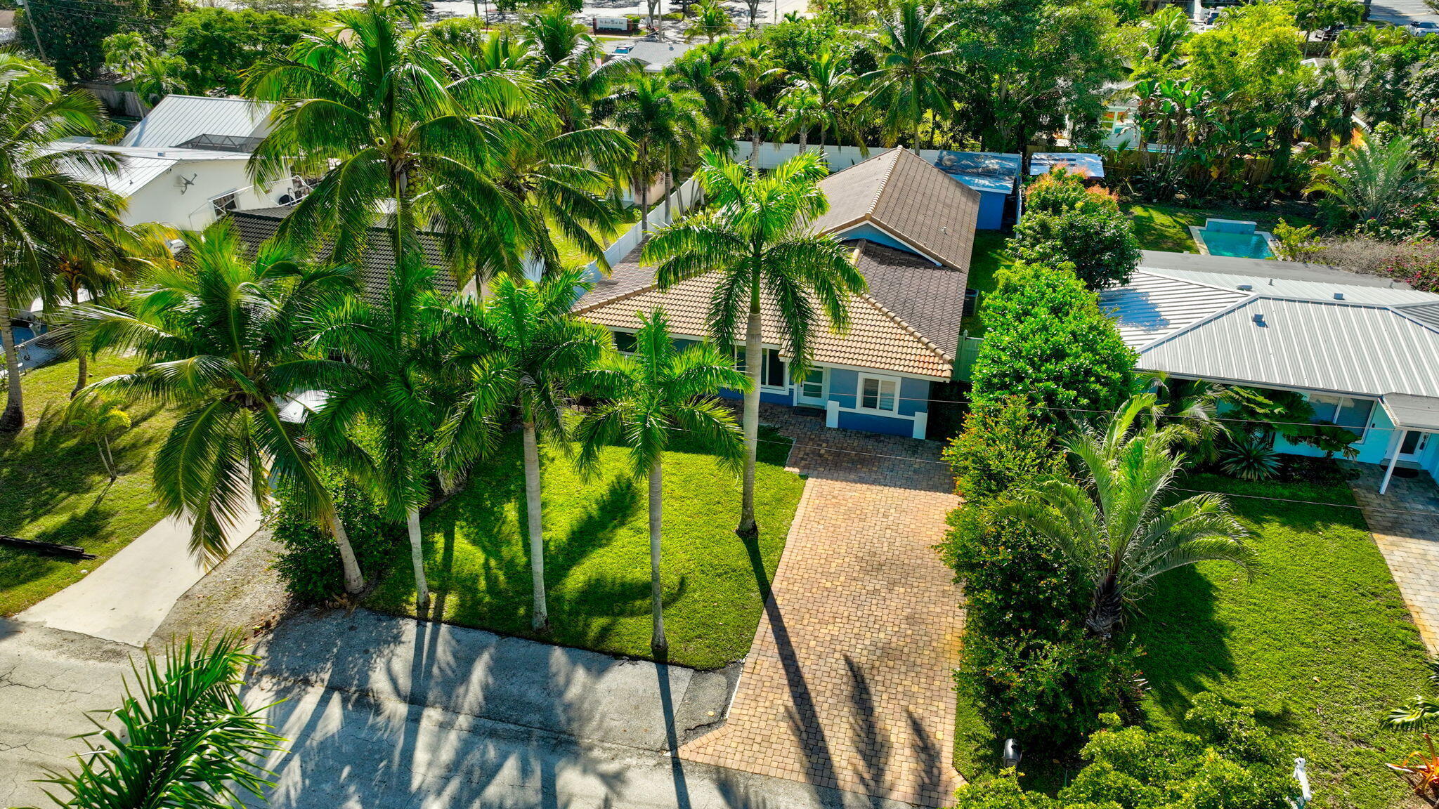 BOCA RATONE HGHTS - Residential