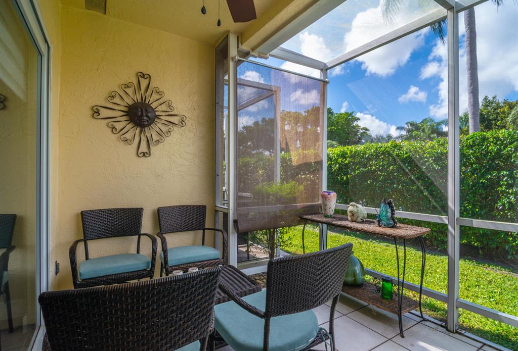 ST TROPEZ AT BOCA GOLF VILLAS CONDO - Residential