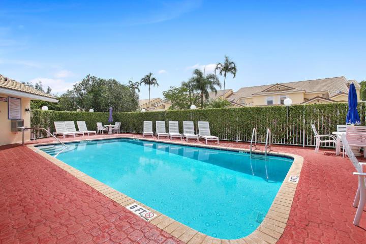 ST TROPEZ AT BOCA GOLF VILLAS CONDO - Residential