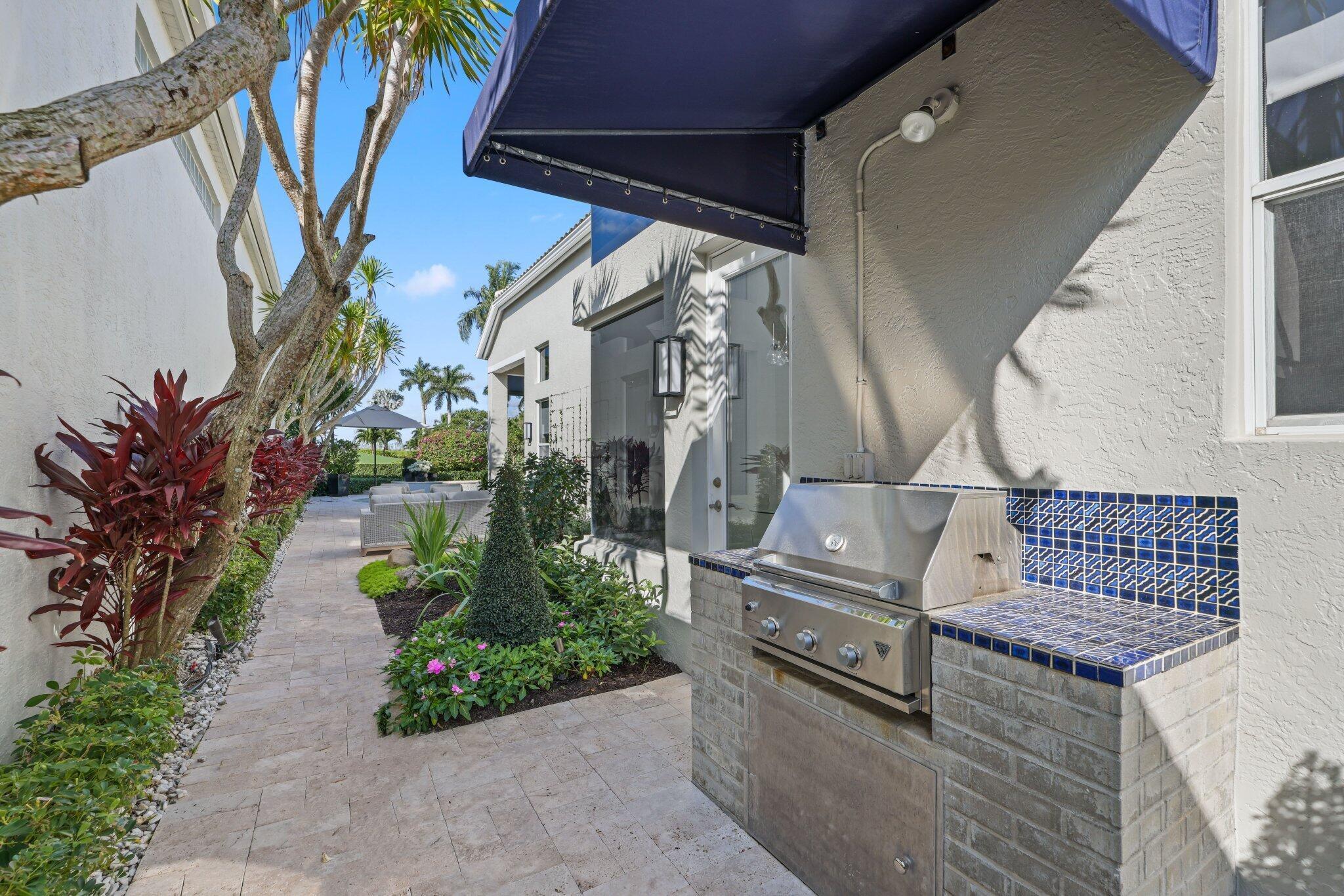 CLUBSIDE - Residential