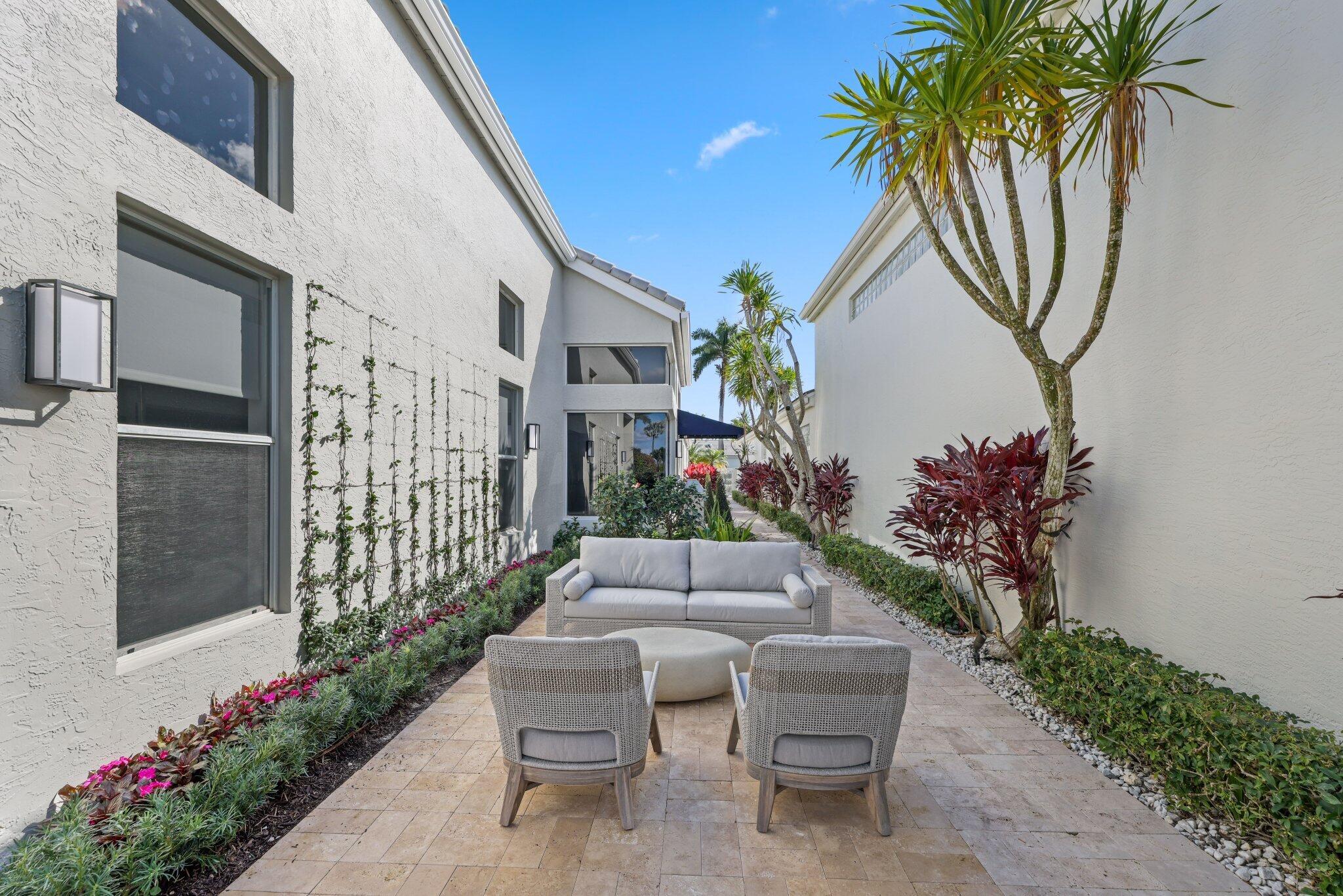 CLUBSIDE - Residential