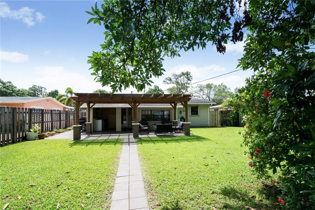 Coram Gardens 34-37 B - Residential
