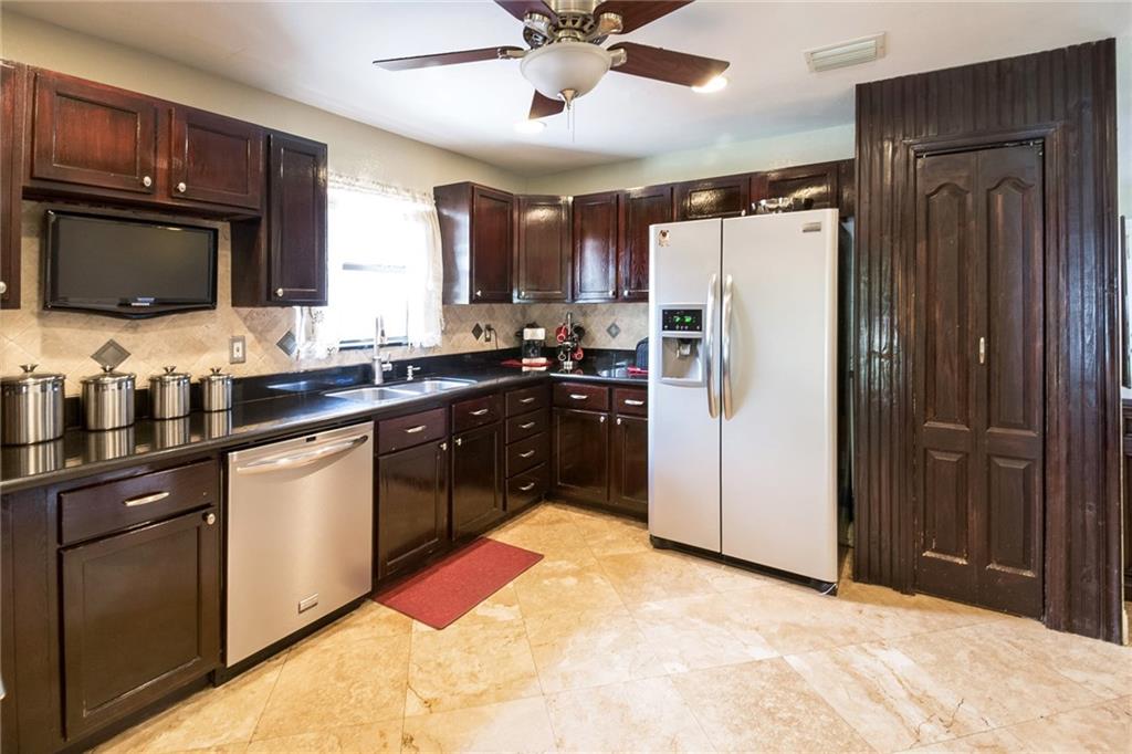 Coram Gardens 34-37 B - Residential