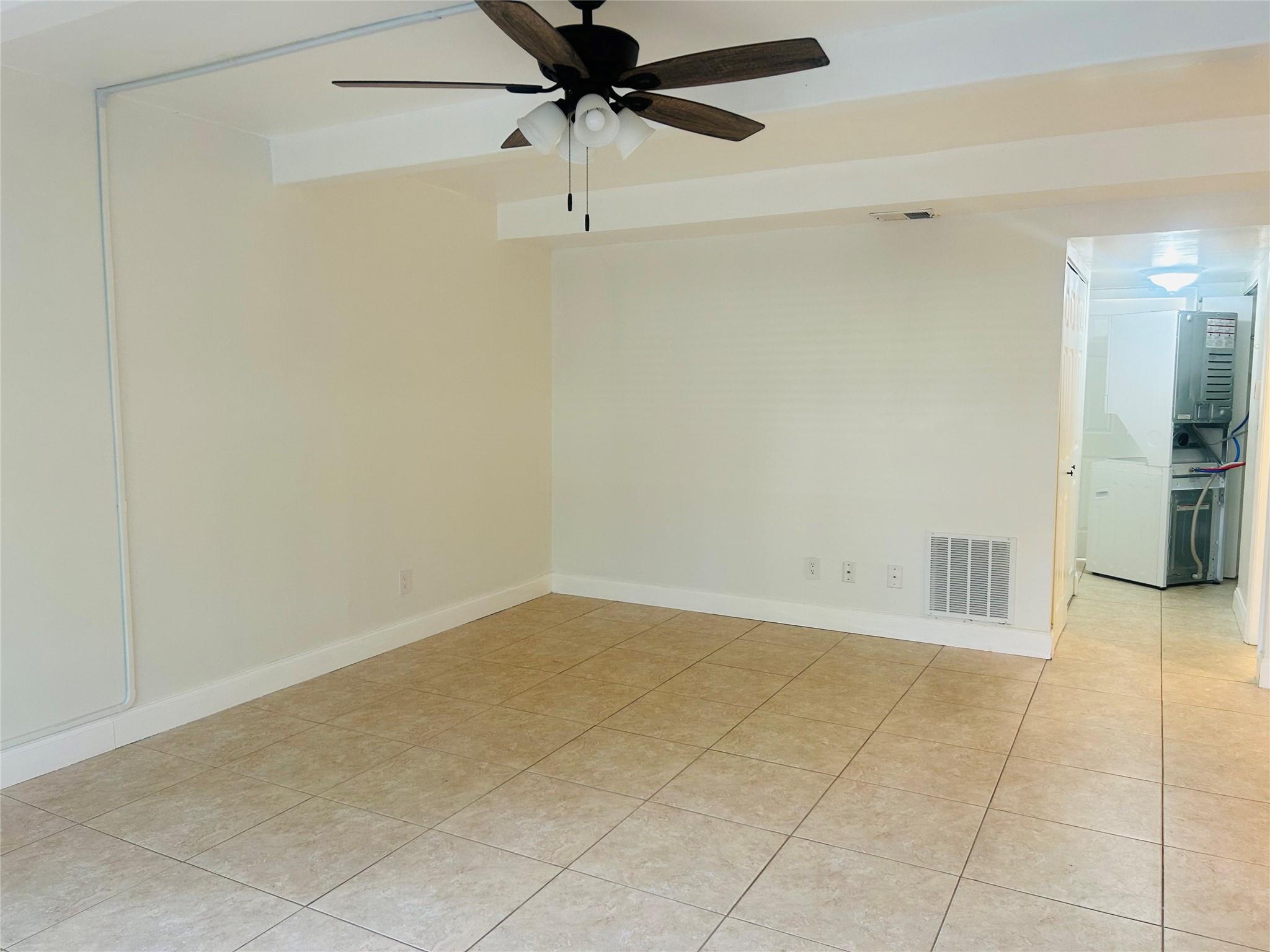 Village Townhouse-Pompano - Residential Lease